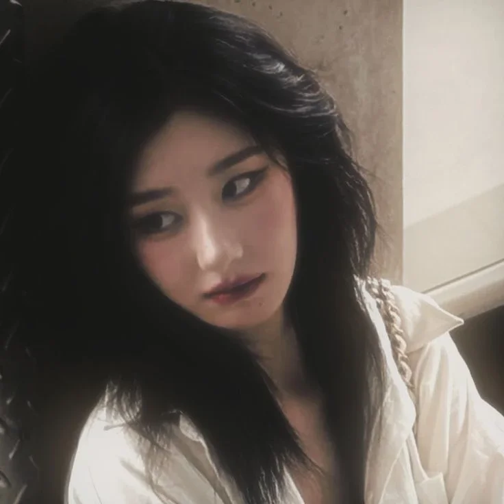 Chaeryeong gallery image
