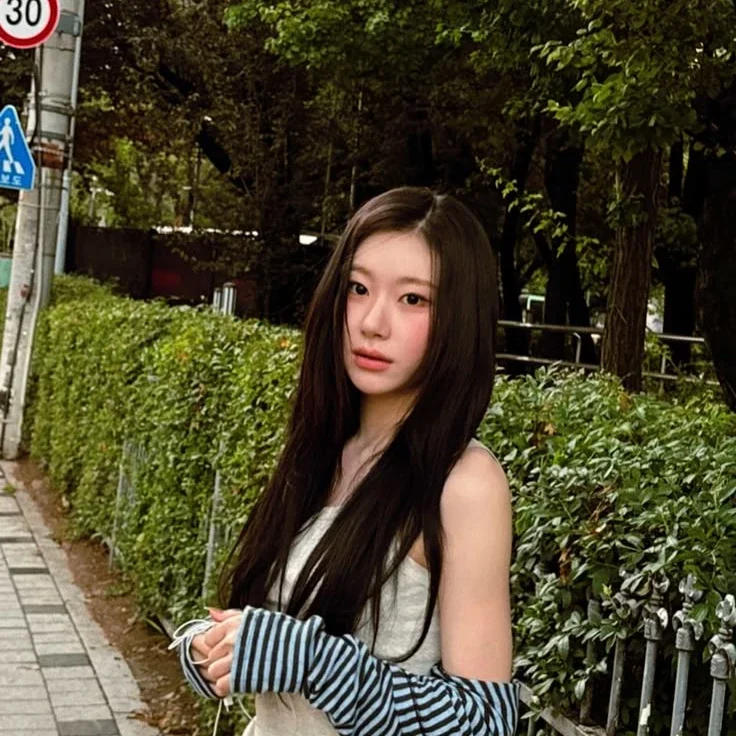 Chaeryeong gallery image