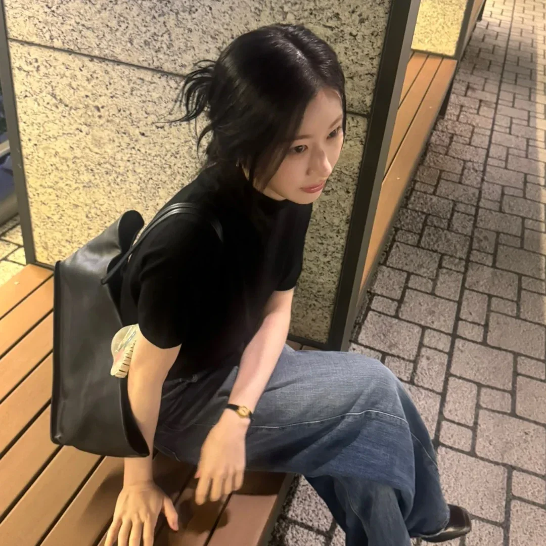 Chaeryeong gallery image