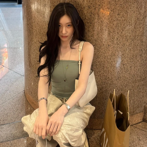 Chaeryeong gallery image