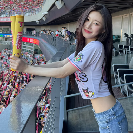 Chaeryeong gallery image