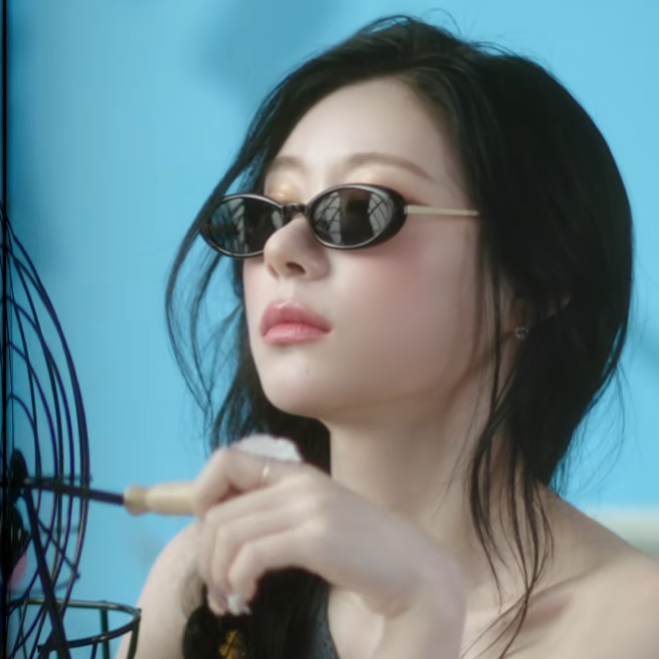 Chaeryeong gallery image