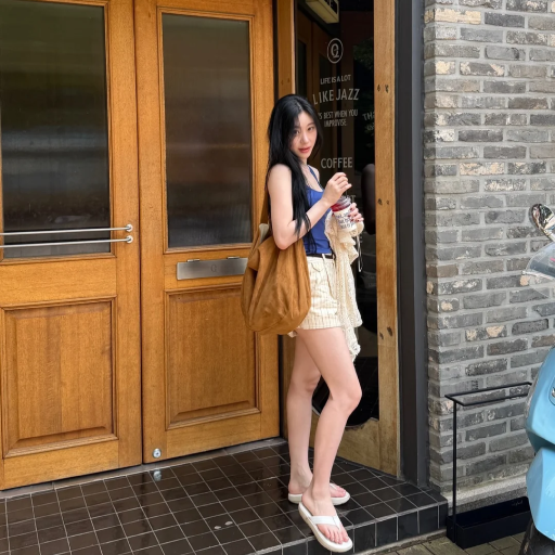Chaeryeong Galeriebild