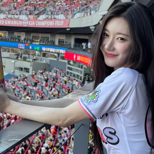 Chaeryeong gallery image