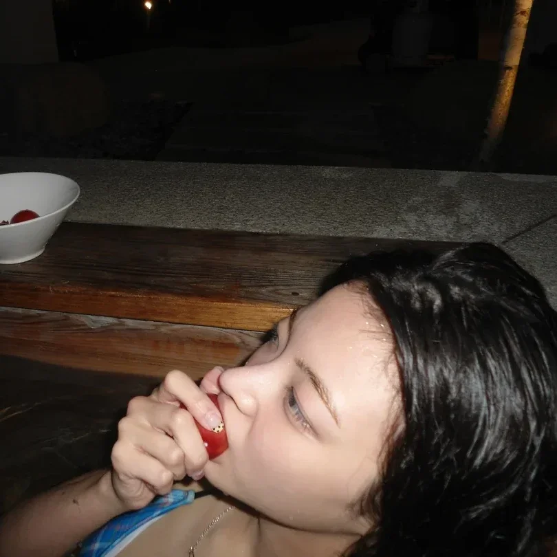Lia gallery image