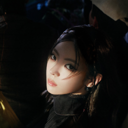 Lia gallery image
