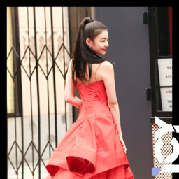 Lia gallery image