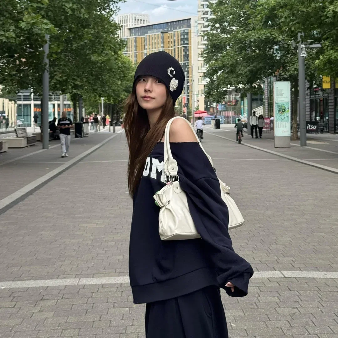 Yeji gallery image