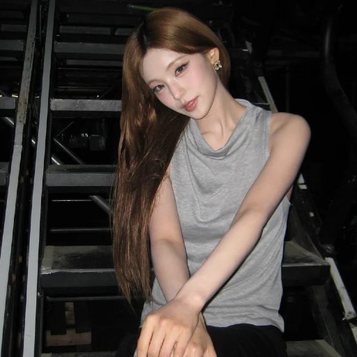 Yeji gallery image