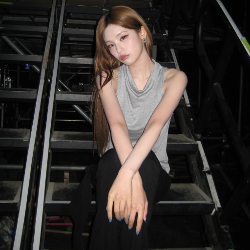 Yeji gallery image