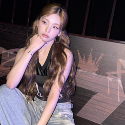 Yeji 4