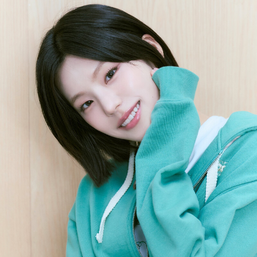 Yeji gallery image