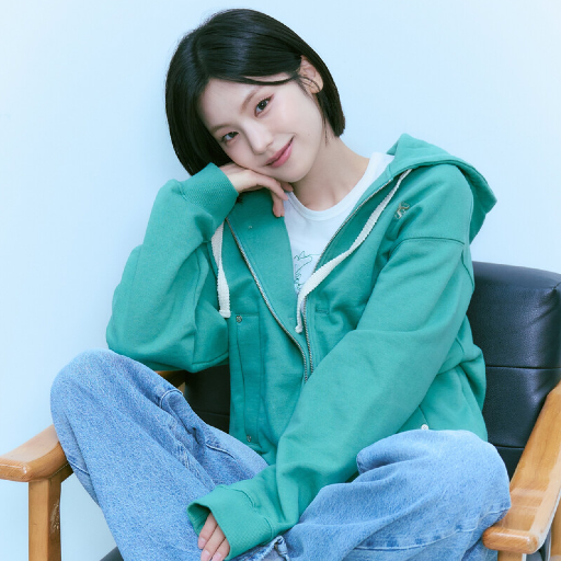 Yeji gallery image