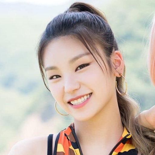 Yeji gallery image