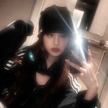 Yeji 4