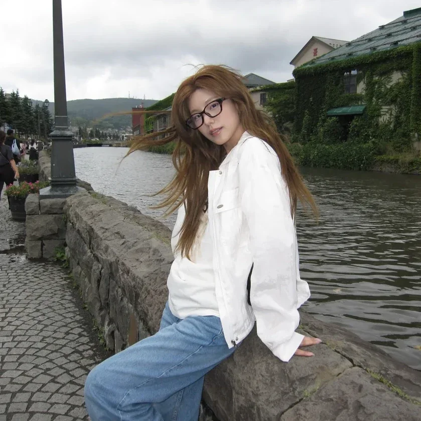 Yeji gallery image