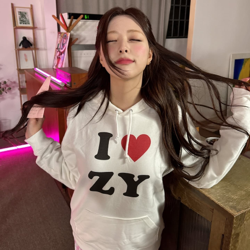 Yuna gallery image