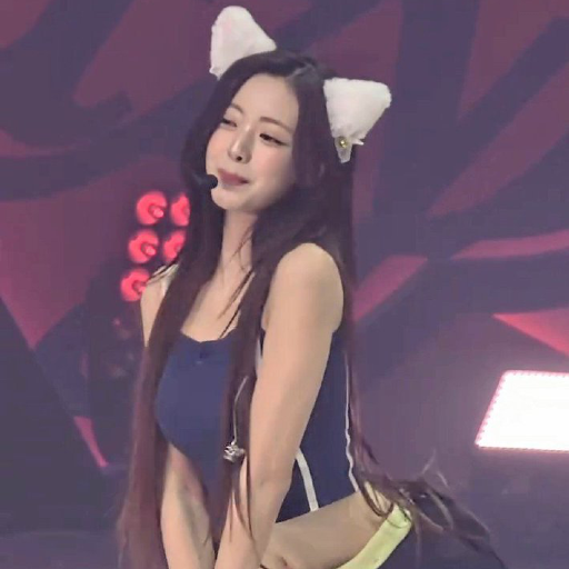 Yuna 갤러리 이미지