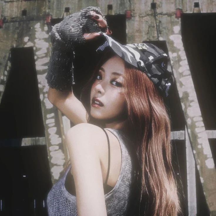 Yuna gallery image