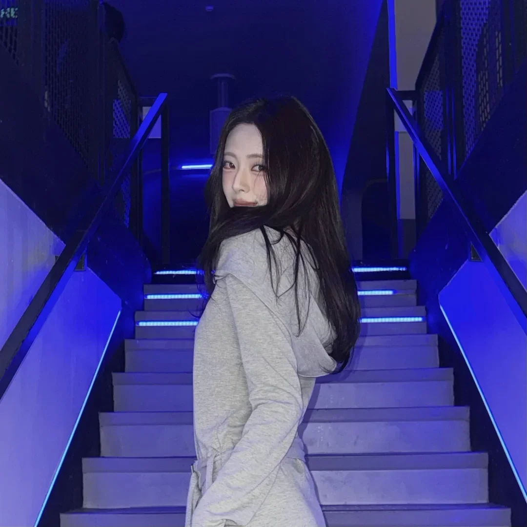Yuna 갤러리 이미지