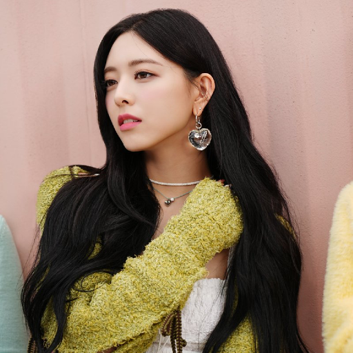 Yuna gallery image