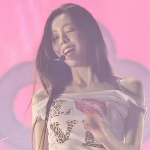 Yuna 갤러리 이미지