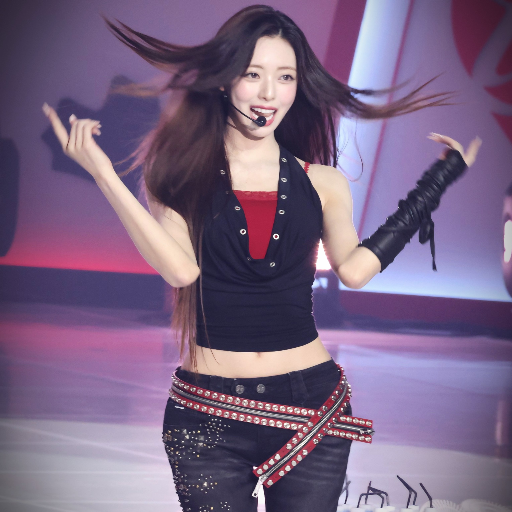 Yuna 갤러리 이미지