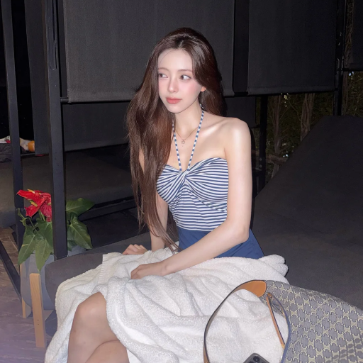 Yuna gallery image