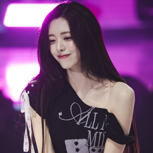 Yuna 갤러리 이미지