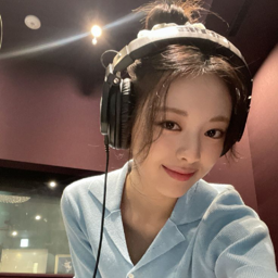 Yuna gallery image