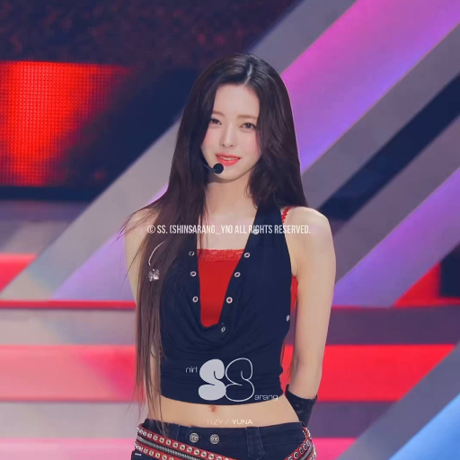Yuna 갤러리 이미지