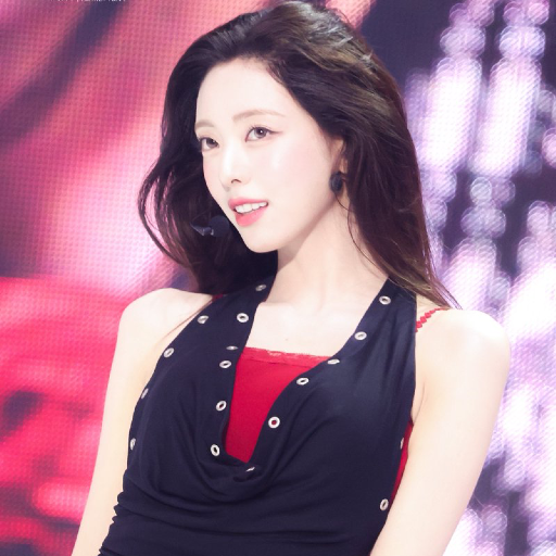 Yuna 갤러리 이미지