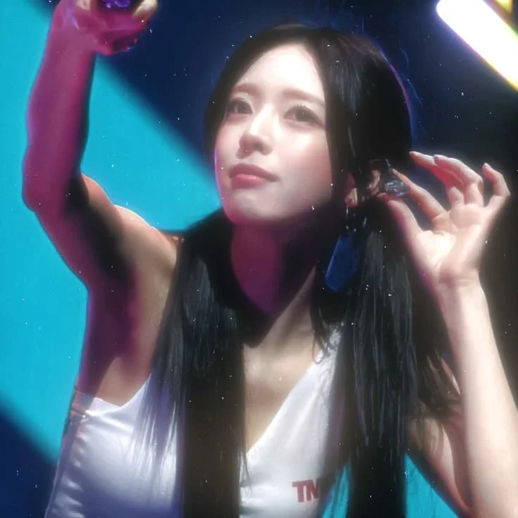 Yuna gallery image