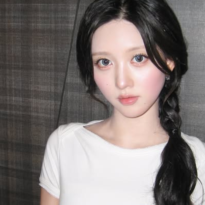 Gaeul gallery image