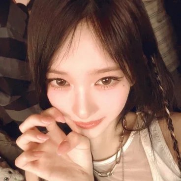 Leeseo 3
