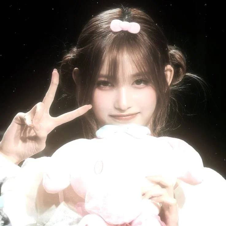 Leeseo gallery image
