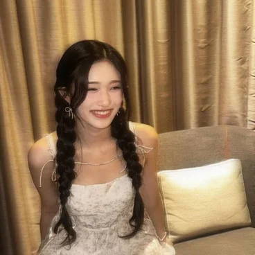 Leeseo 4