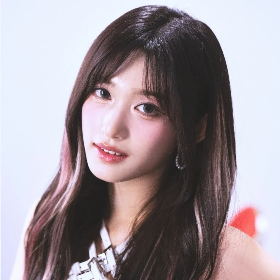 Leeseo gallery image