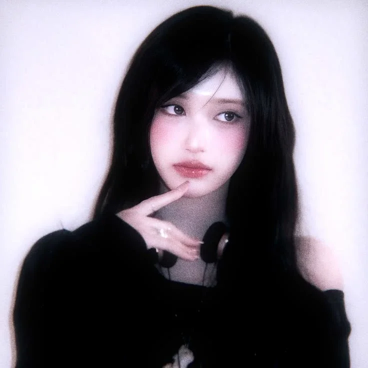 Leeseo gallery image