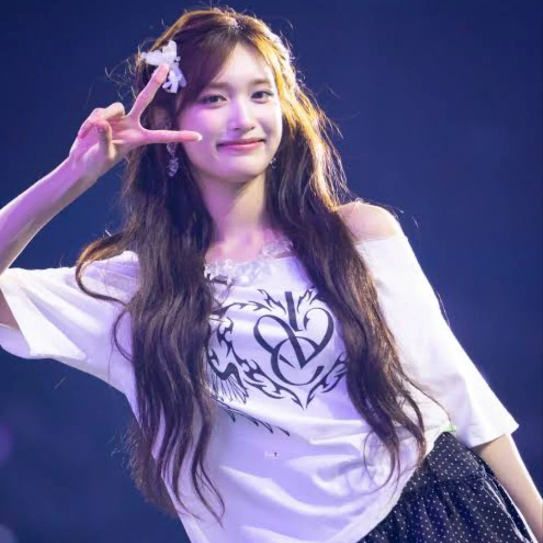 Leeseo gallery image