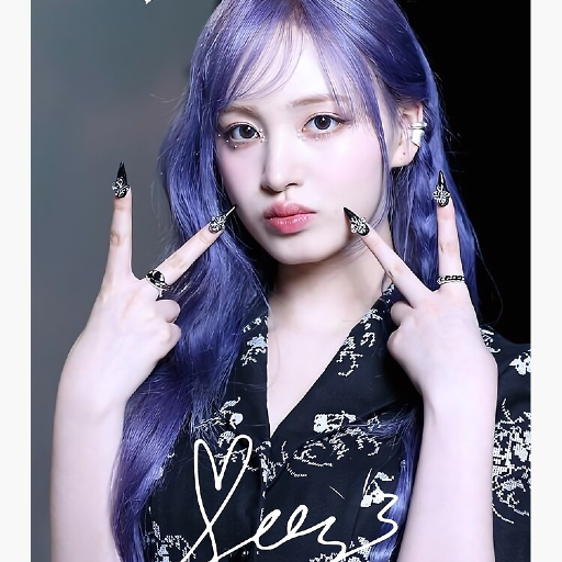 Liz gallery image