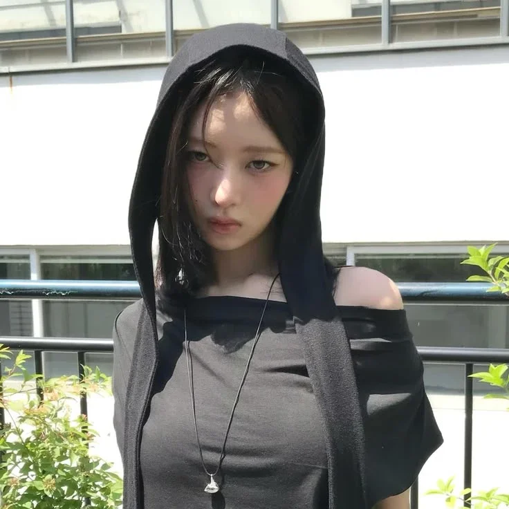 Rei gallery image