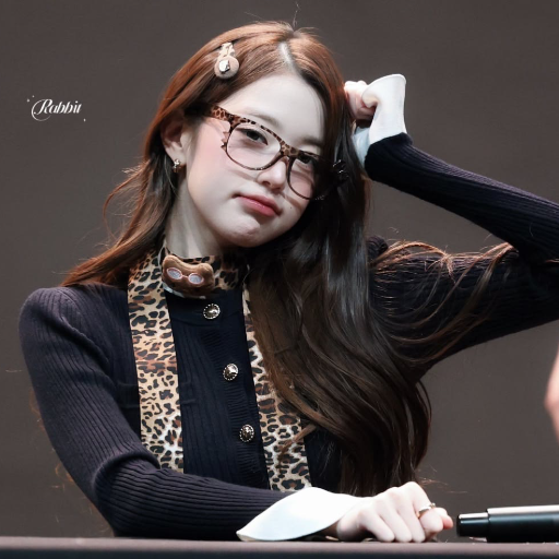 Wonyoung gallery image