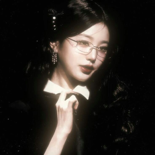 Wonyoung gallery image