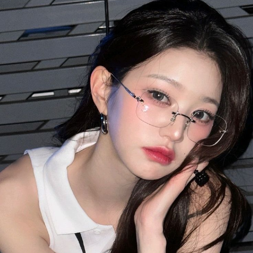 Wonyoung gallery image