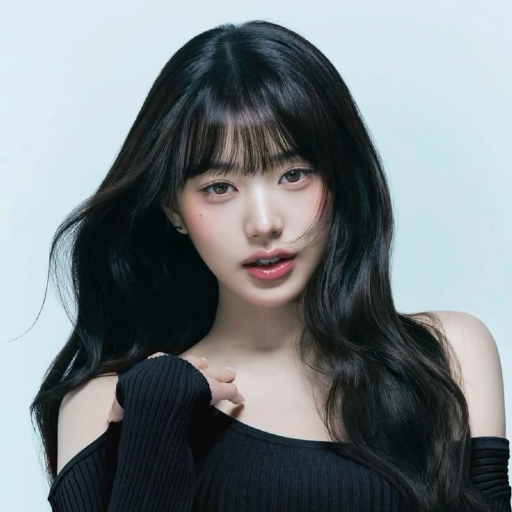 Wonyoung gallery image