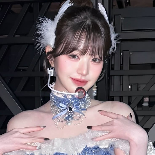Wonyoung gallery image
