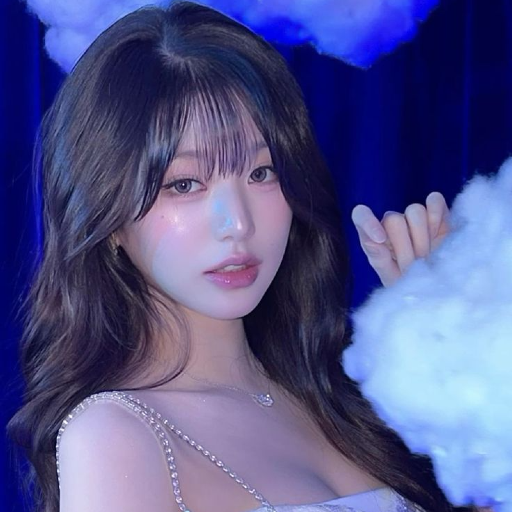 Wonyoung gallery image