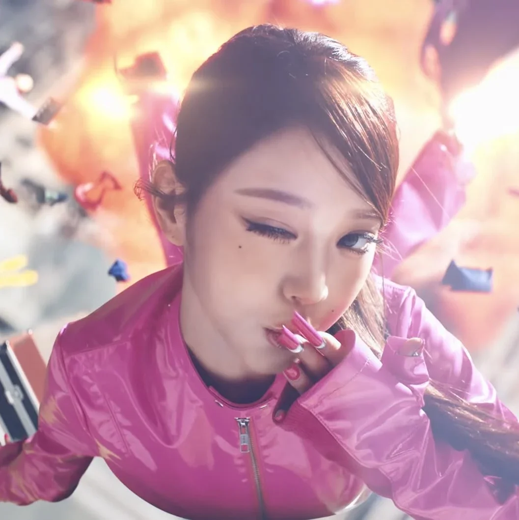 Wonyoung gallery image