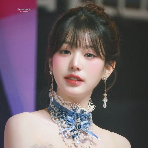 Wonyoung gallery image